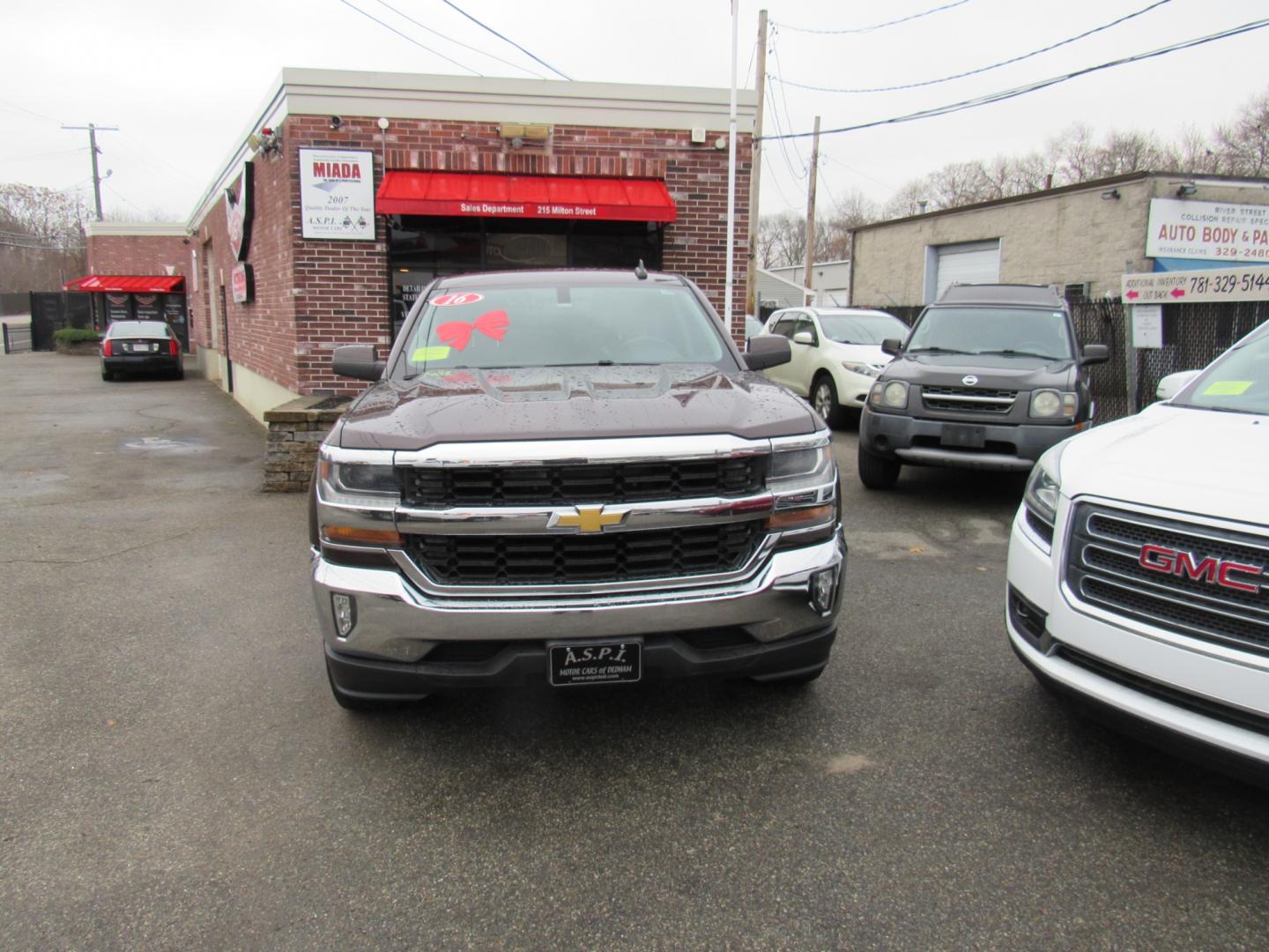2016 Brown /Gray Chevrolet Silverado 1500 LT Texas Edition (3GCPCREC6GG) with an 5.3L V8 OHV 16V engine, Automatic transmission, located at 215 Milton St, Dedham, MA, 02026, (781) 329-5144, 42.241905, -71.157295 - This Special Texas Edition RWD sports truck is in excellent condition. Undercarriage is as clean as the body. All ASPI Motor Cars vehicles are fully serviced before they are delivered to assure the highest quality used vehicles. Comes with a 3/3 certification warranty included in the price. Call for - Photo#1